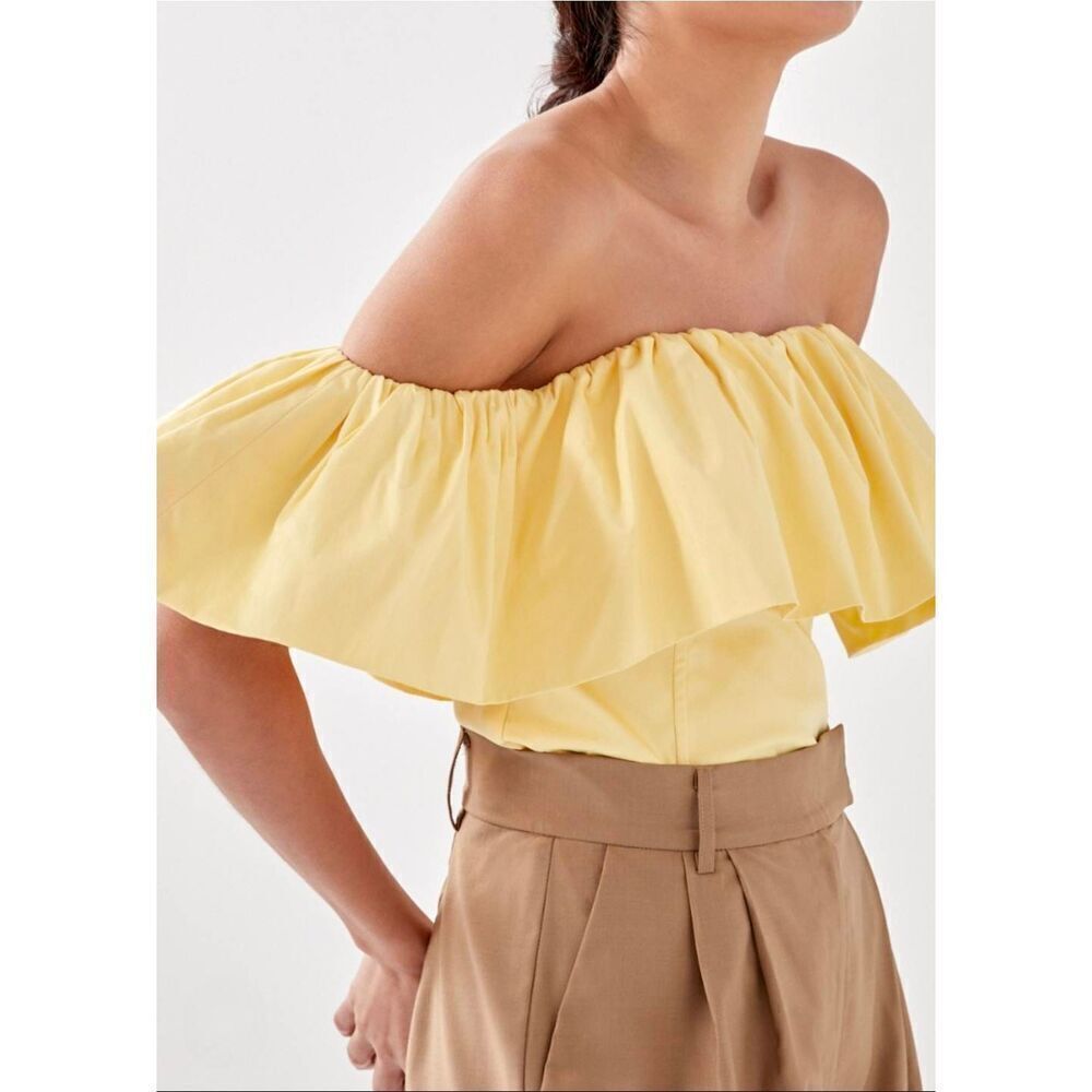 Love, Bonito Women's Yellow Cotton/Spandex Ruffled Neckline & Sleeve Corset Top